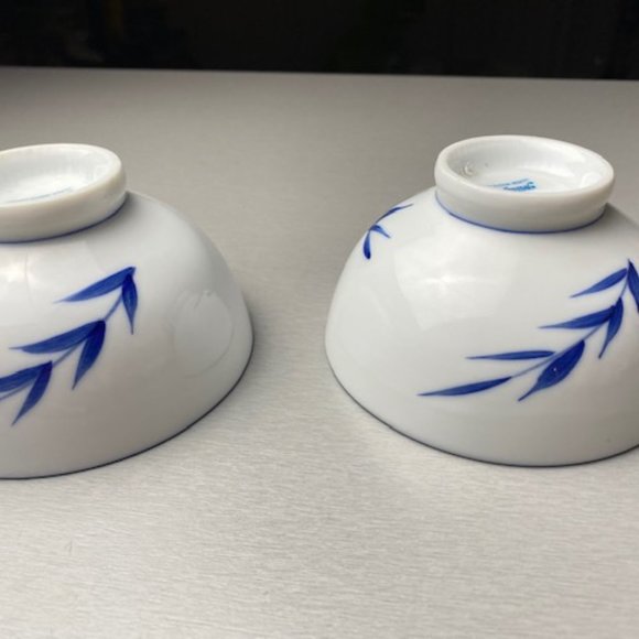 Misty Rose Super White China Rice Bowls 2pc - Picture 5 of 9